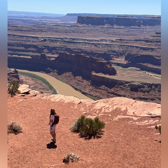 Meet your Posher, SoCalLiz - Picture 1 of 1